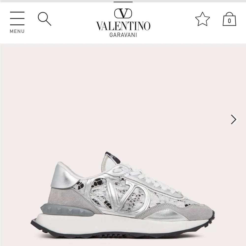 Lightly worn 100% authentic